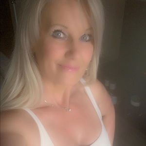 Meet your Posher, Terri-lynne